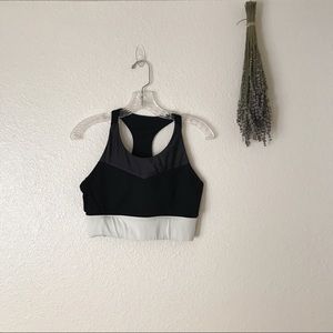 FABLETICS sports bra